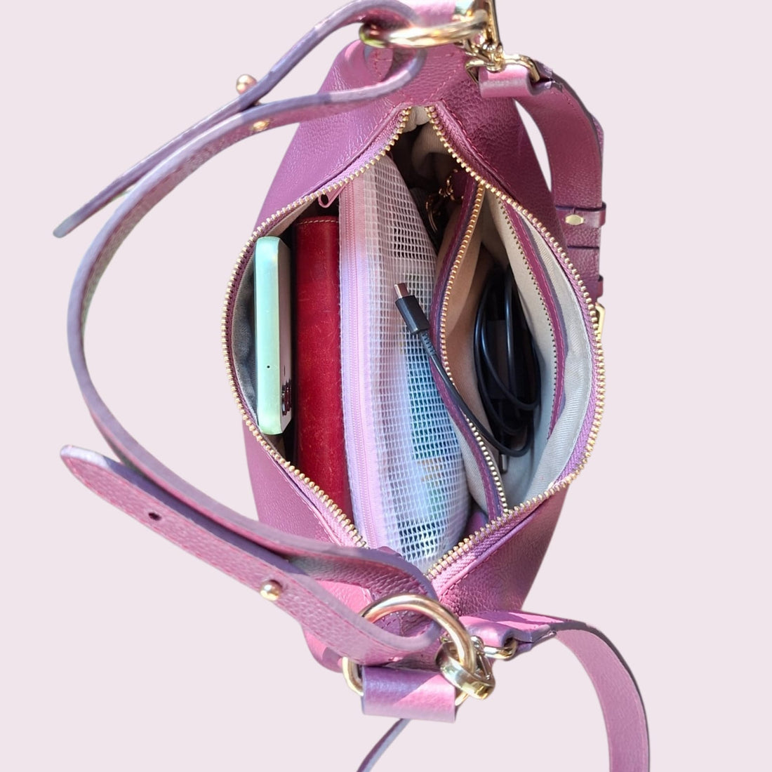Bolsa Tulipa em Couro (Beterraba)
