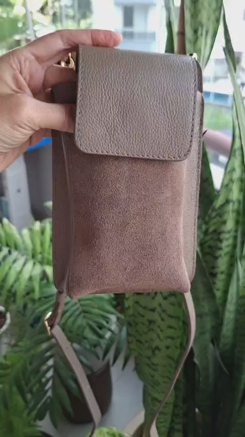 Bolsa Porta Celular (Fendi)